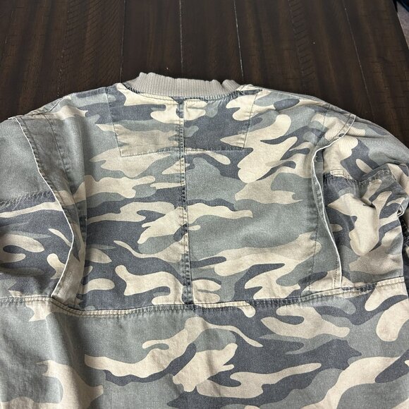 Camo Jacket - Picture 7 of 7